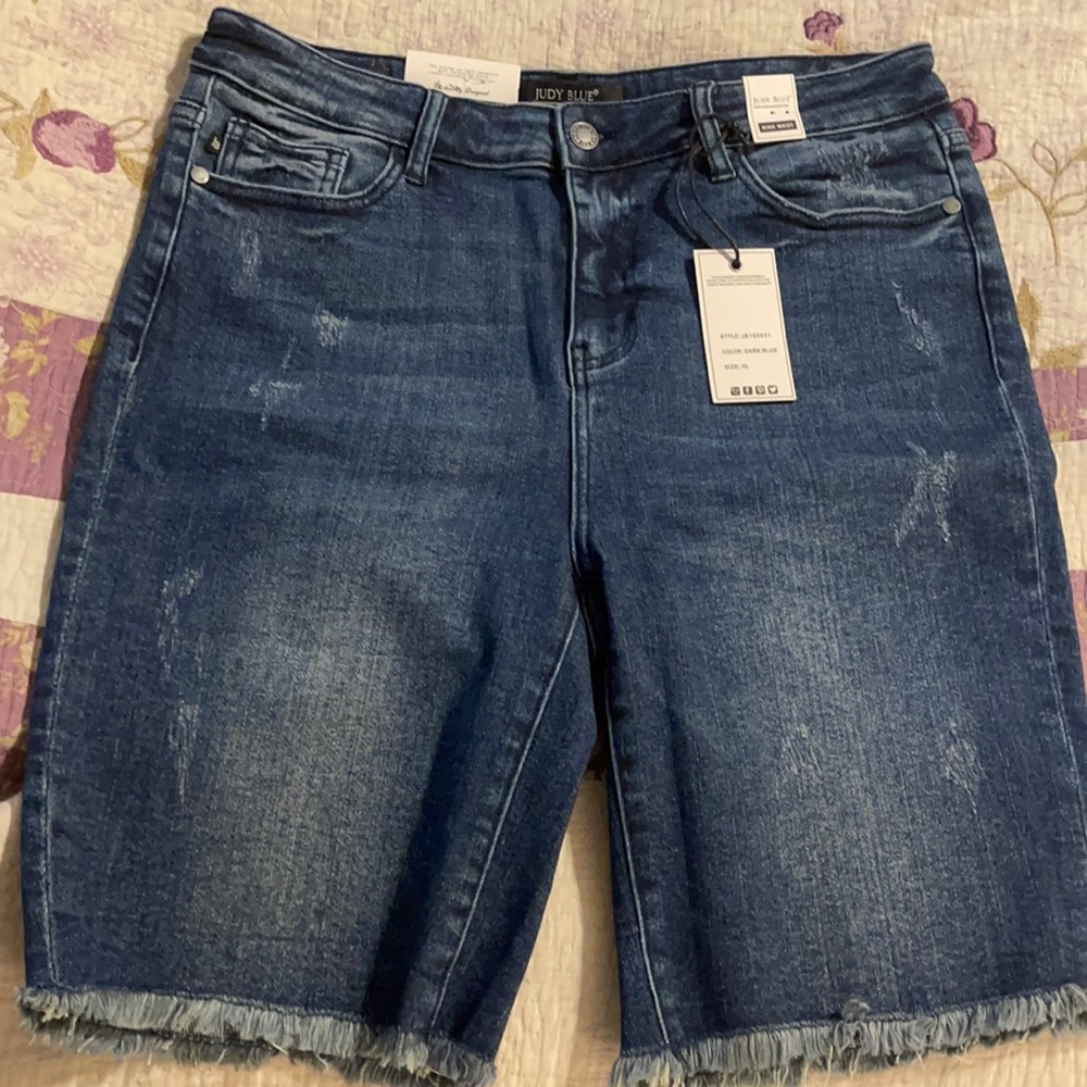 Judy blue High waist Bermuda shorts